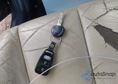 2009 Hyundai Sonata Limited V6 из США, поврежденный, VIN 5NPEU46F69H531281